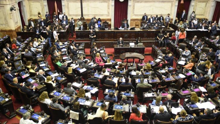 Media sanción del acuerdo con el FMI