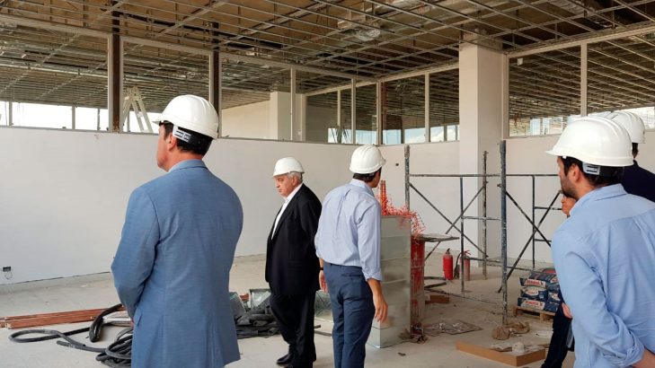 Atención: escuela Papa Francisco en obra