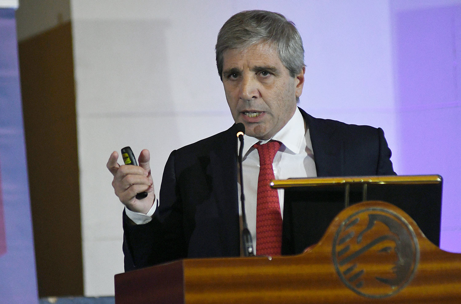 “Vamos a mantener la flotación entre bandas y a recomponer reservas”