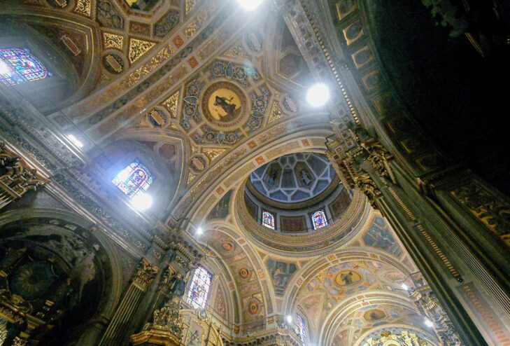 La Merced, muy cerca del corazón de la Bolsa