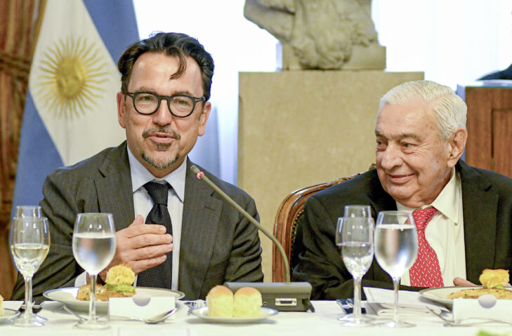 La BCBA despidió al embajador italiano